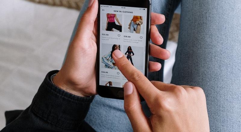 Jak osiągnąć doskonały efekt makijażu smokey eye?