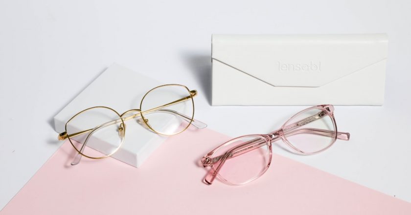 Nowy Wymiar Zakupów Okularów – Dlaczego Warto Wybrać Salon Optyczny Online?