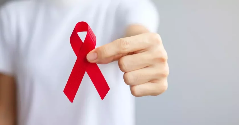 Co oznacza skrót PrEP i jak się zabezpieczyć przed HIV?